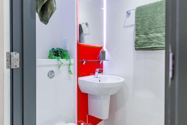 1 bed flat, Fletchamstead Highway, Canley, Coventry, CV49BY - Image 4